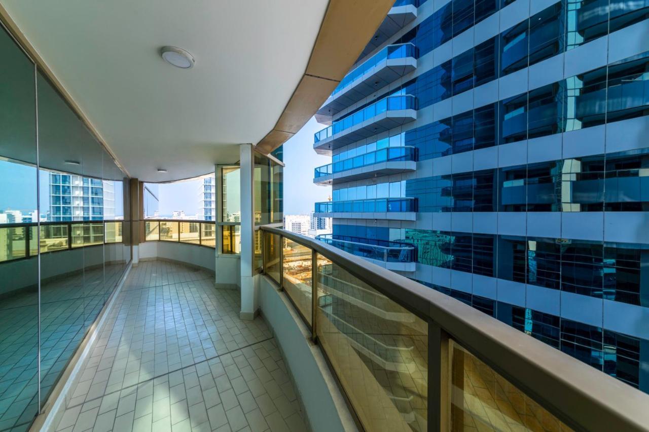 Maison Privee - Millennium Executive Tower Dubai Exterior foto